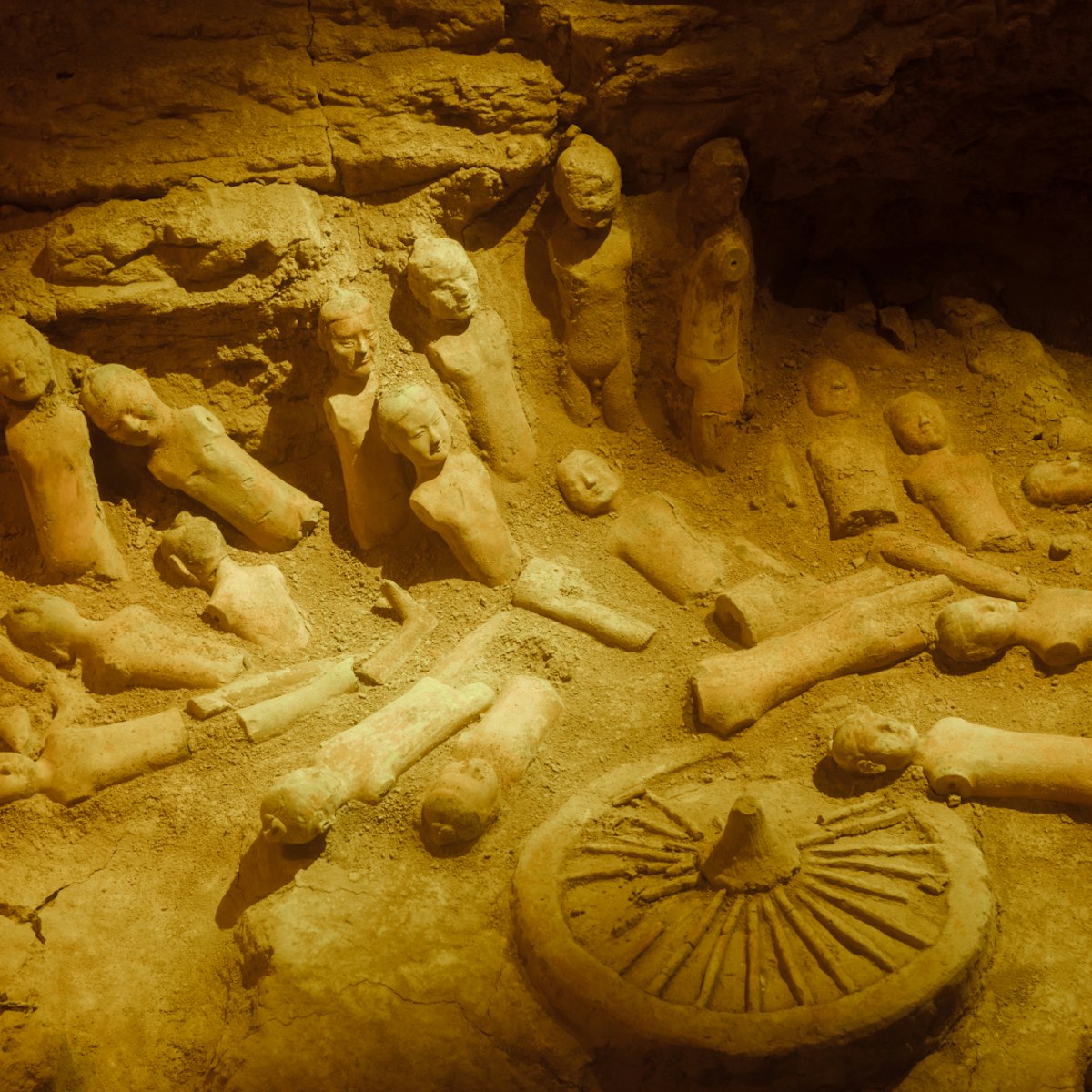 Terracotta figures at the Han Dynasty Tomb of Han Yang Ling, Xian, China.
