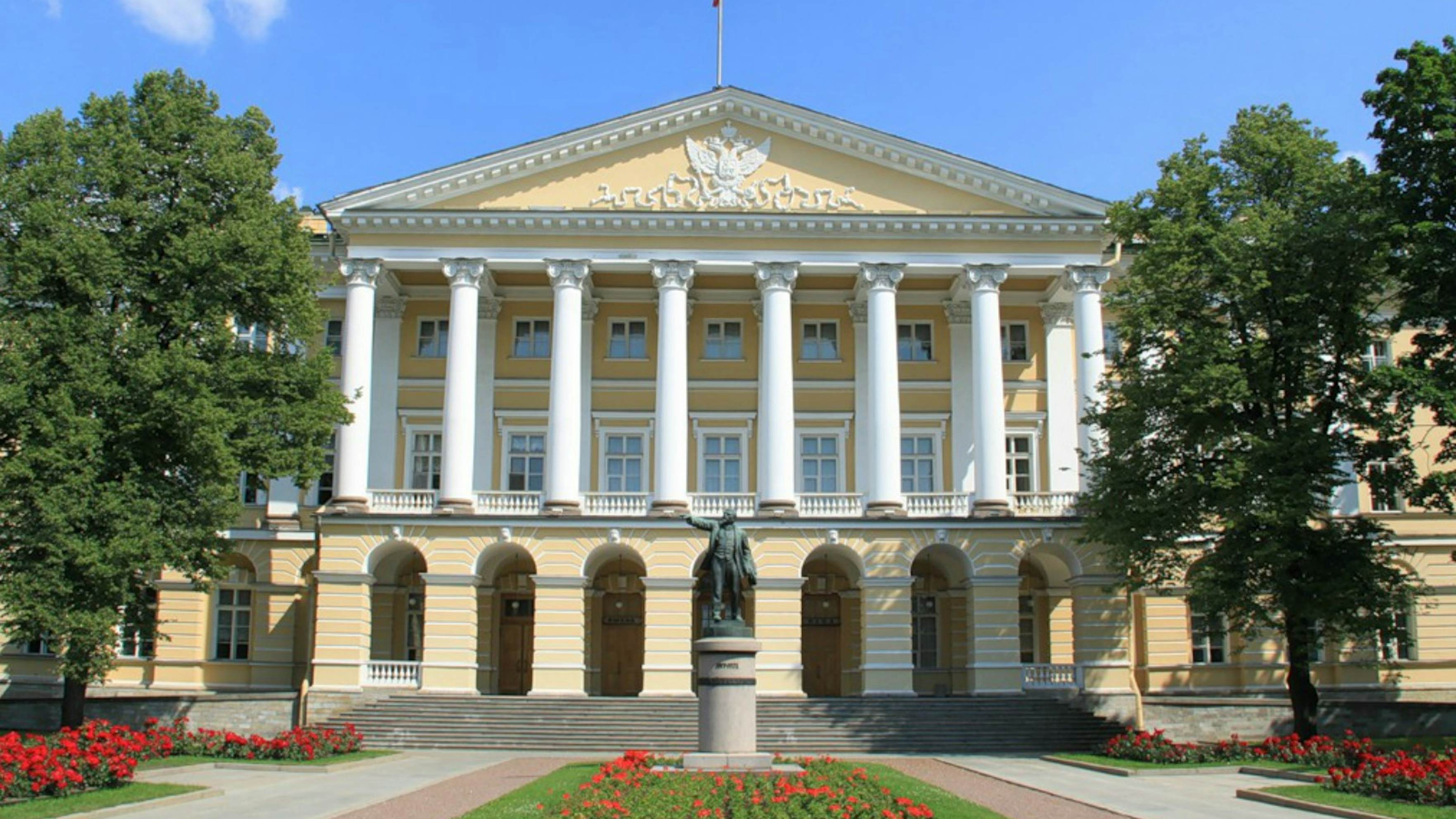 Smolny Institute St Petersburg, Russia Sights Lonely