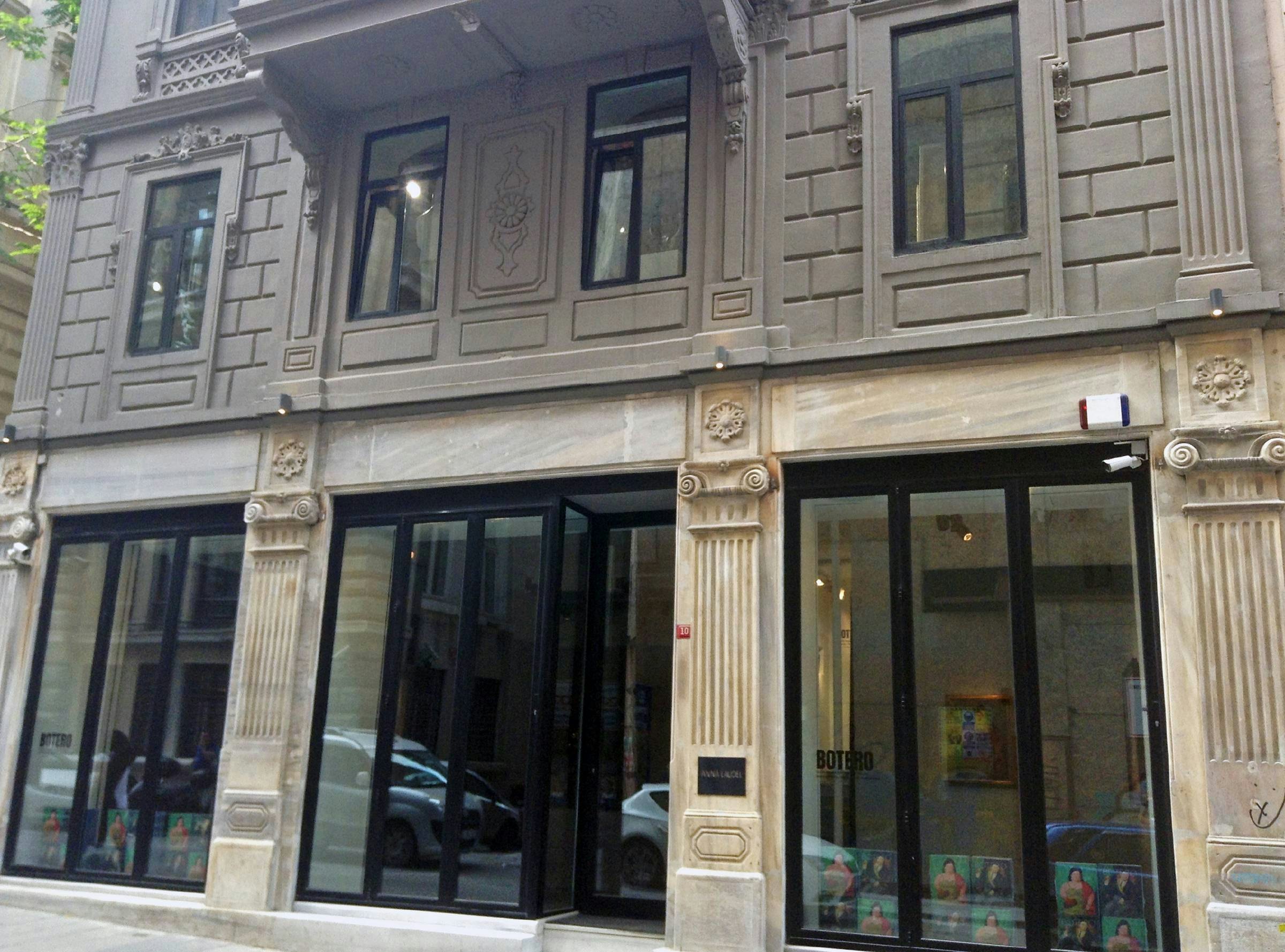 Entrance to the Anna Laudel Contemporary gallery