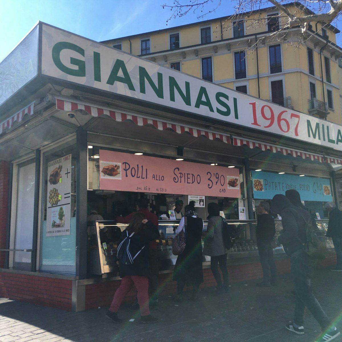 The famous Giannasi chicken stand