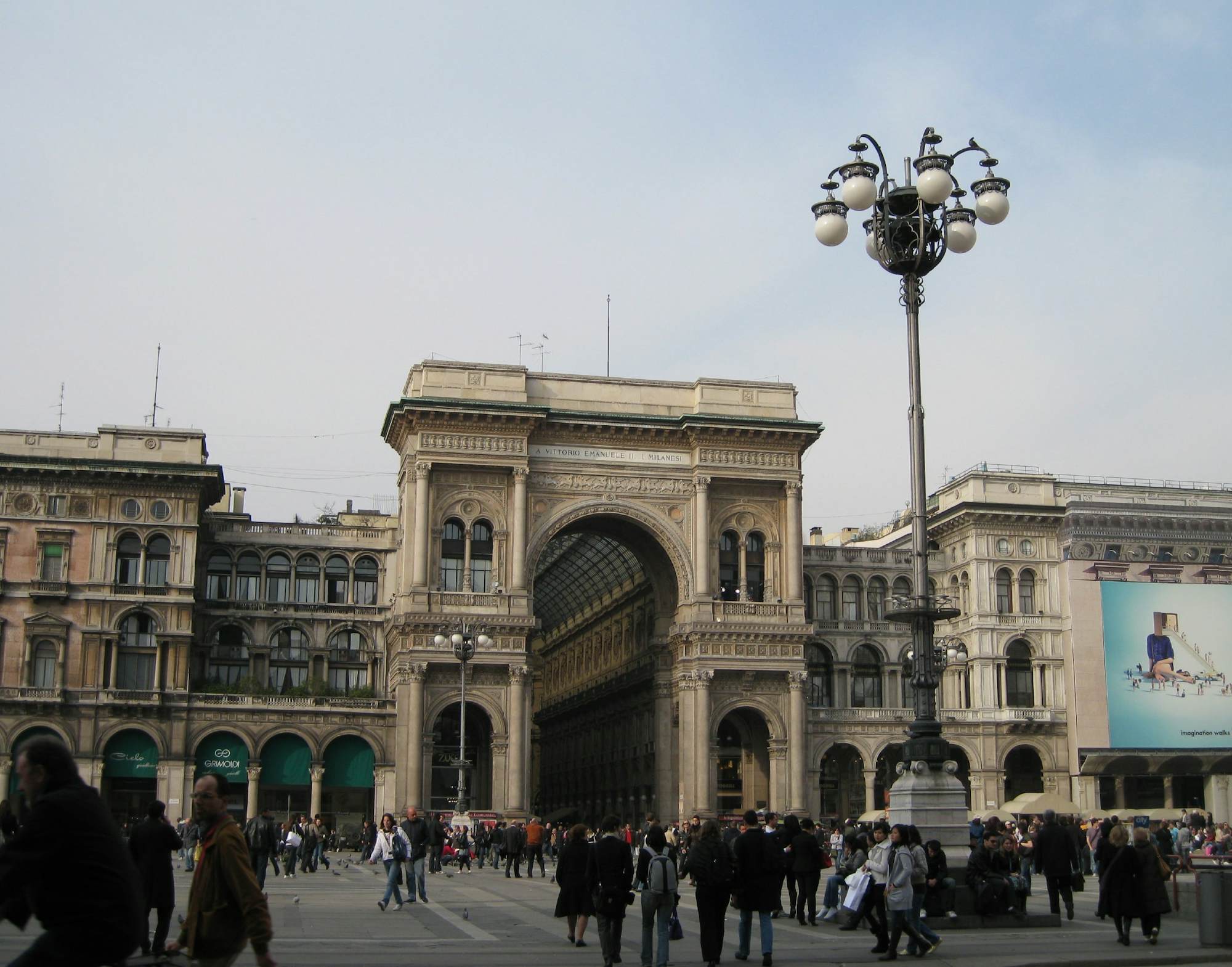 Galleria Vittorio Emanuele II | Milan, Italy | Sights - Lonely Planet