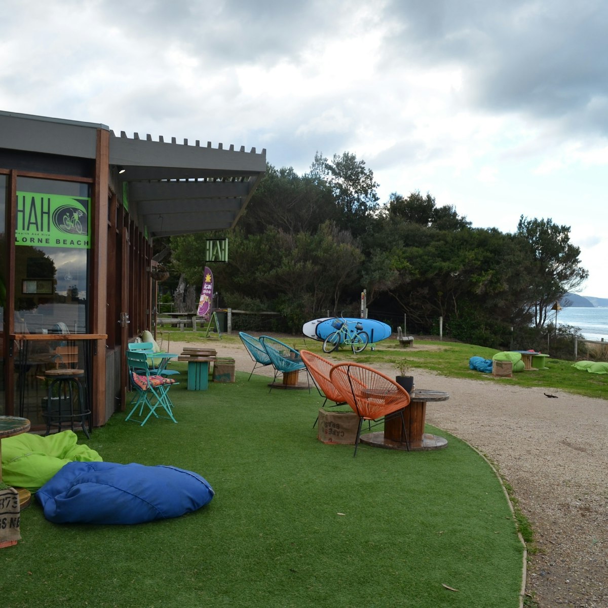 HAH cafe in front of Lorne Beach.
