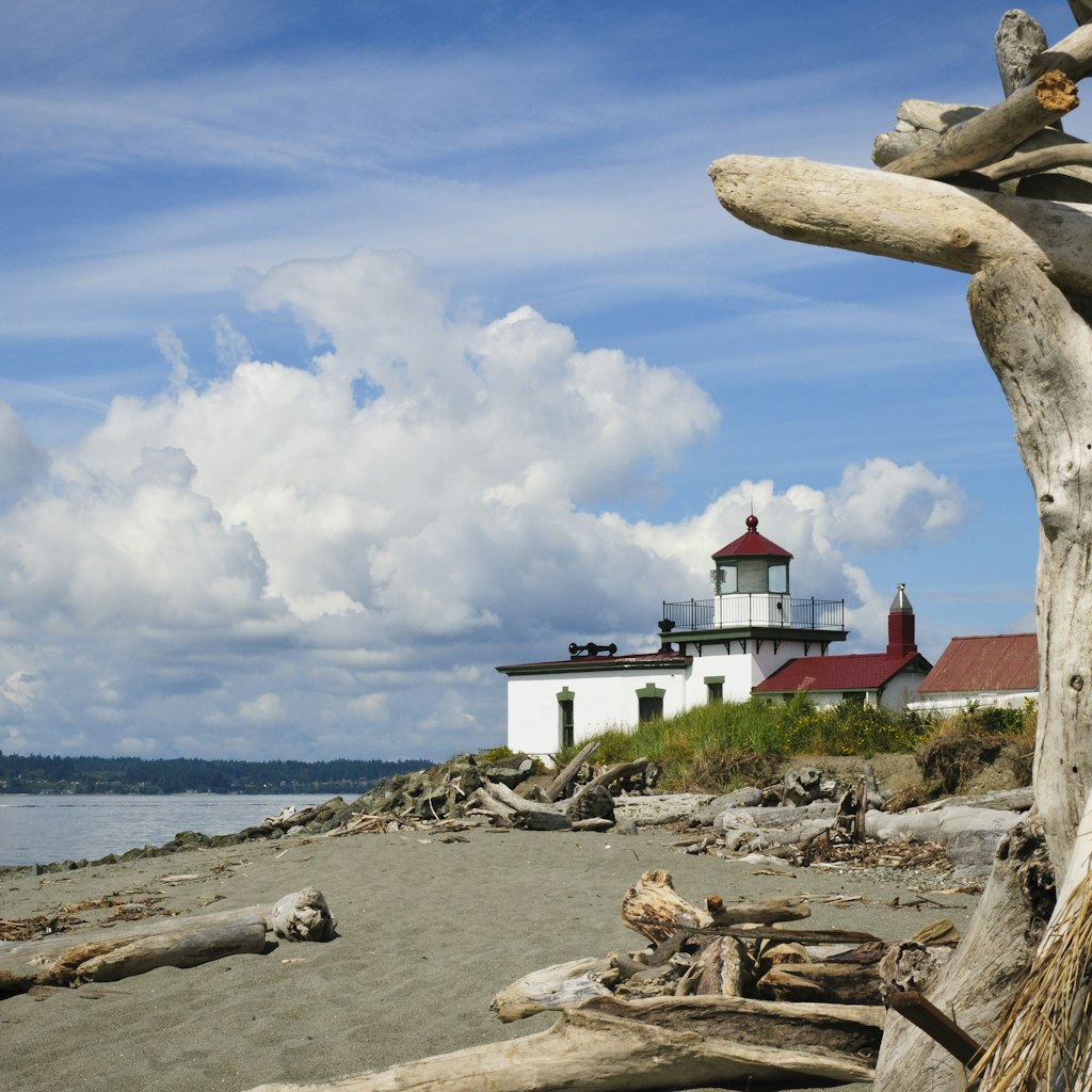 West Point Lighthouse, Discovery Park, Seattle, Washington. (Photo by: Greg Vaughn /VW PICS/UIG via Getty Images)
