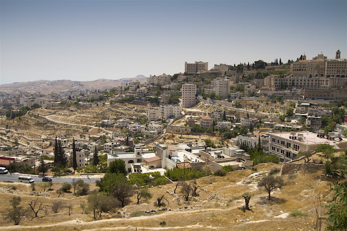 gambar kekurangan West Bank