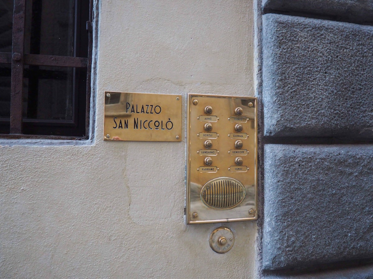 Palazzo San Niccolo, doorbell