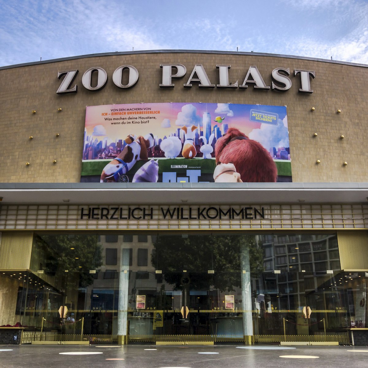 Zoo Palast Exterior, Cinema