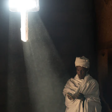 Cross shapped windows in Bet Merkorios