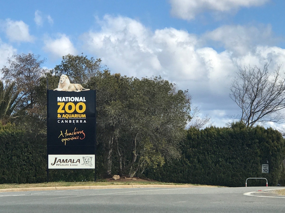 Entrance to zoo at Lady Denman Dr, Weston Creek
