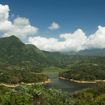 PUERTO RICO , Cordillera - view over Lago Caonillas from near Casa Grande
