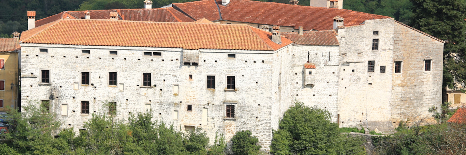 Medieval Castle Pazin in Istria, Croatia; Shutterstock ID 1026890800; Your name (First / Last): Anna Tyler; GL account no.: 65050; Netsuite department name: Online Editorial; Full Product or Project name including edition: destination-image-southern-europe