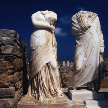 The headless statues of Cleopatra and Dioscrides.