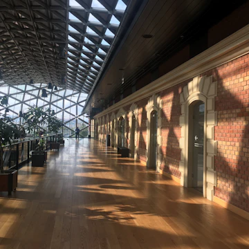 New Budapest Gallery