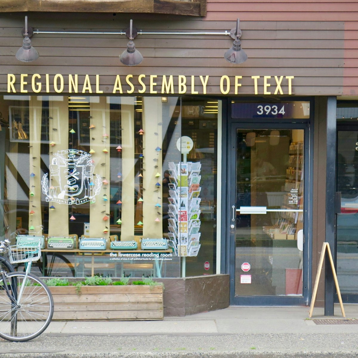 Exterior of Regional Assembly of Text stationary store