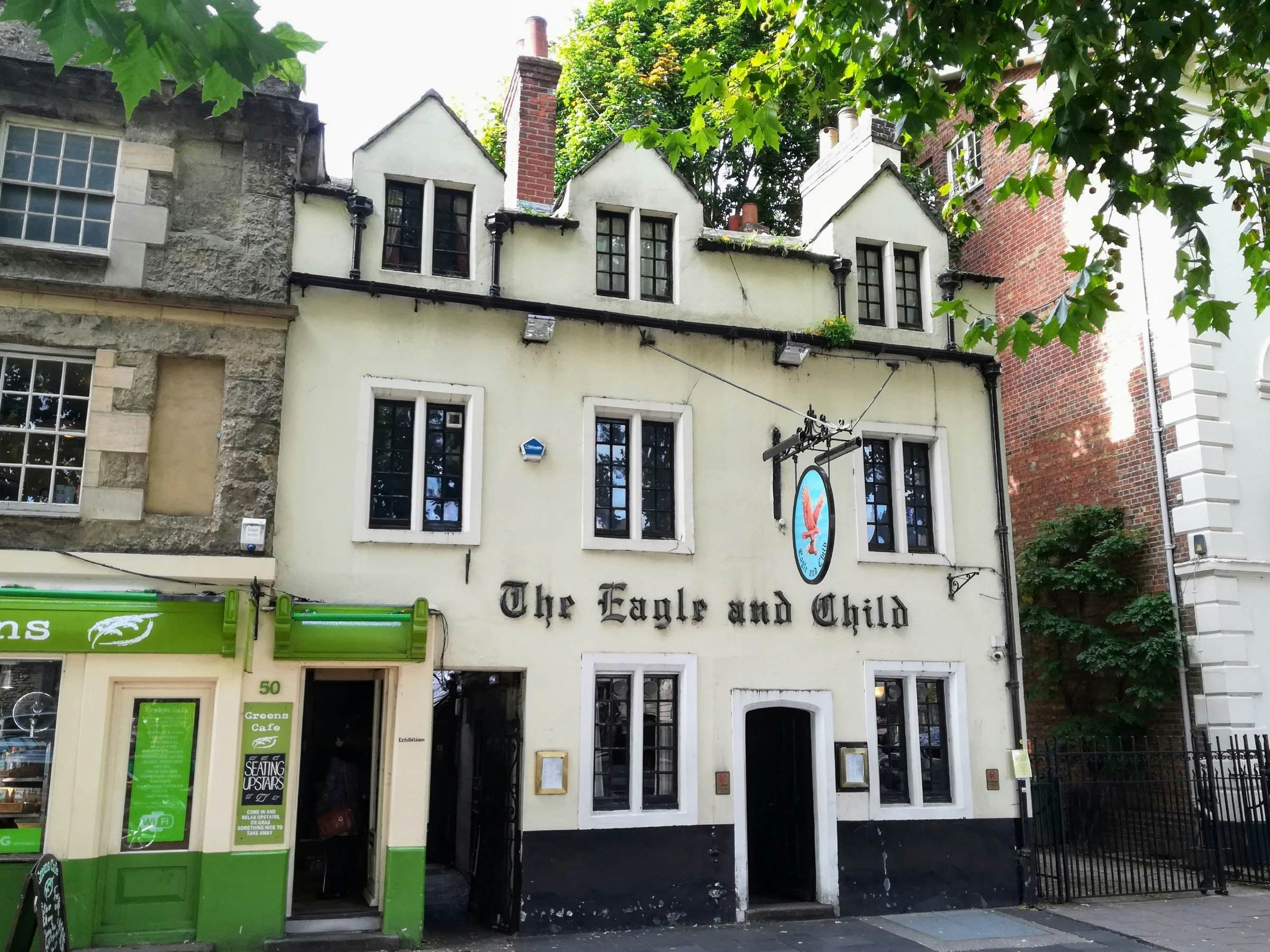 Drinking and nightlife Oxford & the Cotswolds, England Lonely