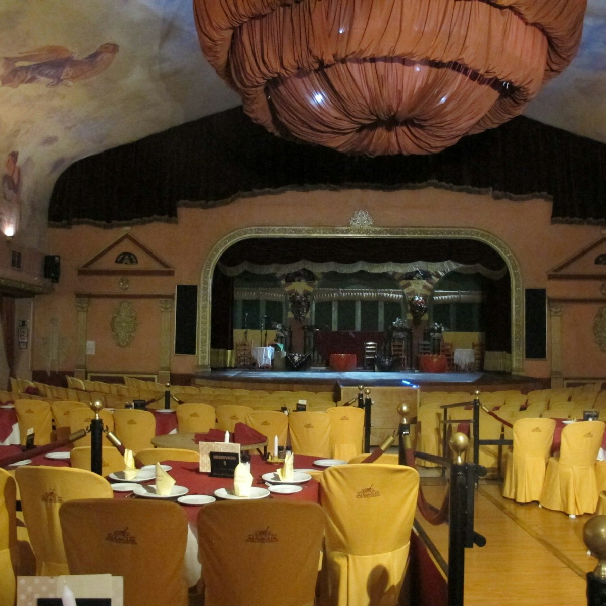 El Palacio Andaluz flamenco venue seats and stage