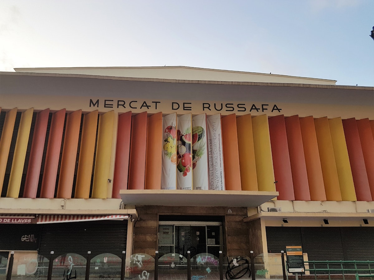 Entrance to Mercat de Russafa.