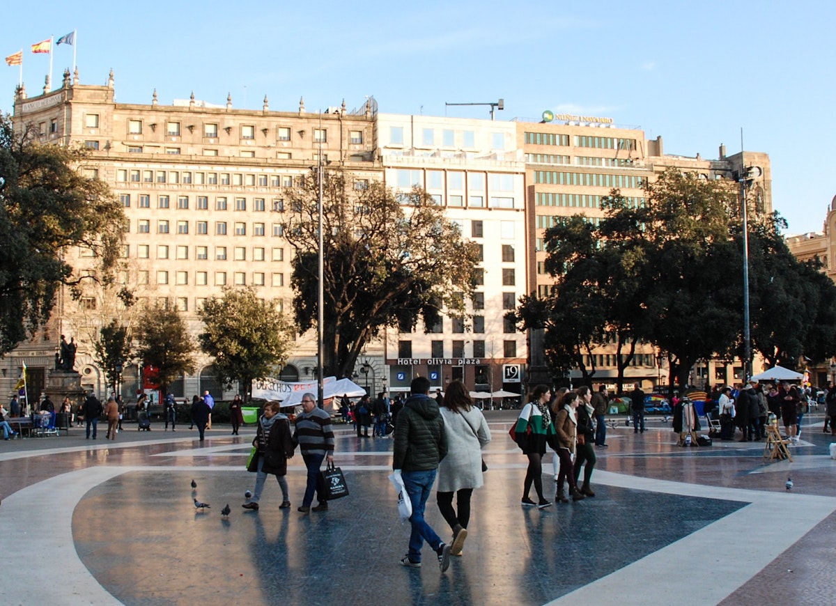 Centre of Plaça de Catalunya