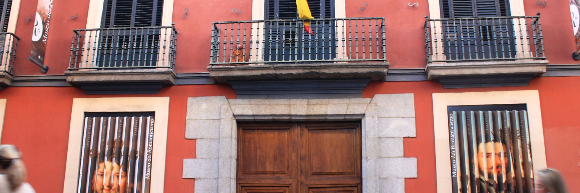 The Spanish flag flies outside of the Museo del Romanticismo.