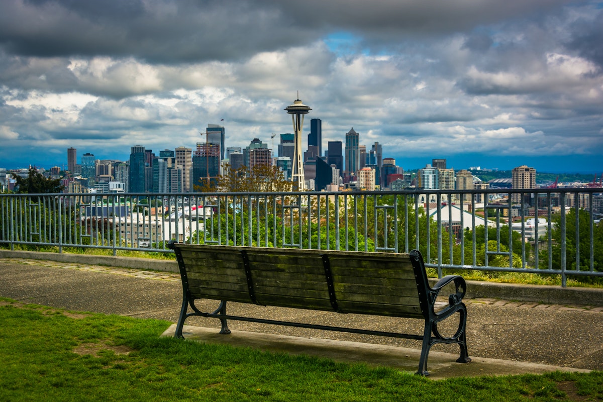Bench and view of the downtown Seattle skyline, in Seattle, Washington.; Shutterstock ID 278270483; Your name (First / Last): Alexander Howard; GL account no.: 65050; Netsuite department name: Online Editorial; Full Product or Project name including edition: Western USA neighborhood POI highlights