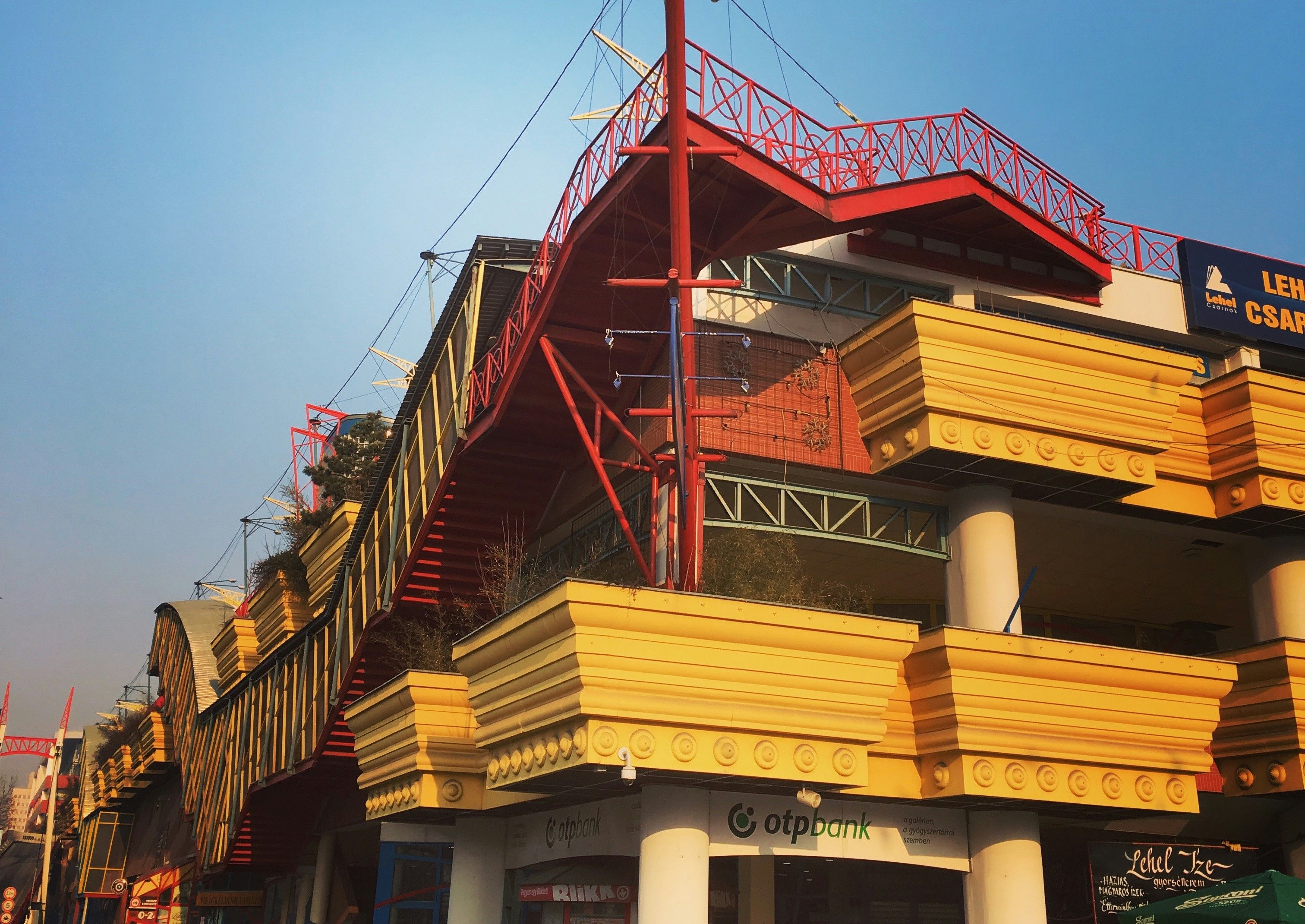 Image of Lehel Market