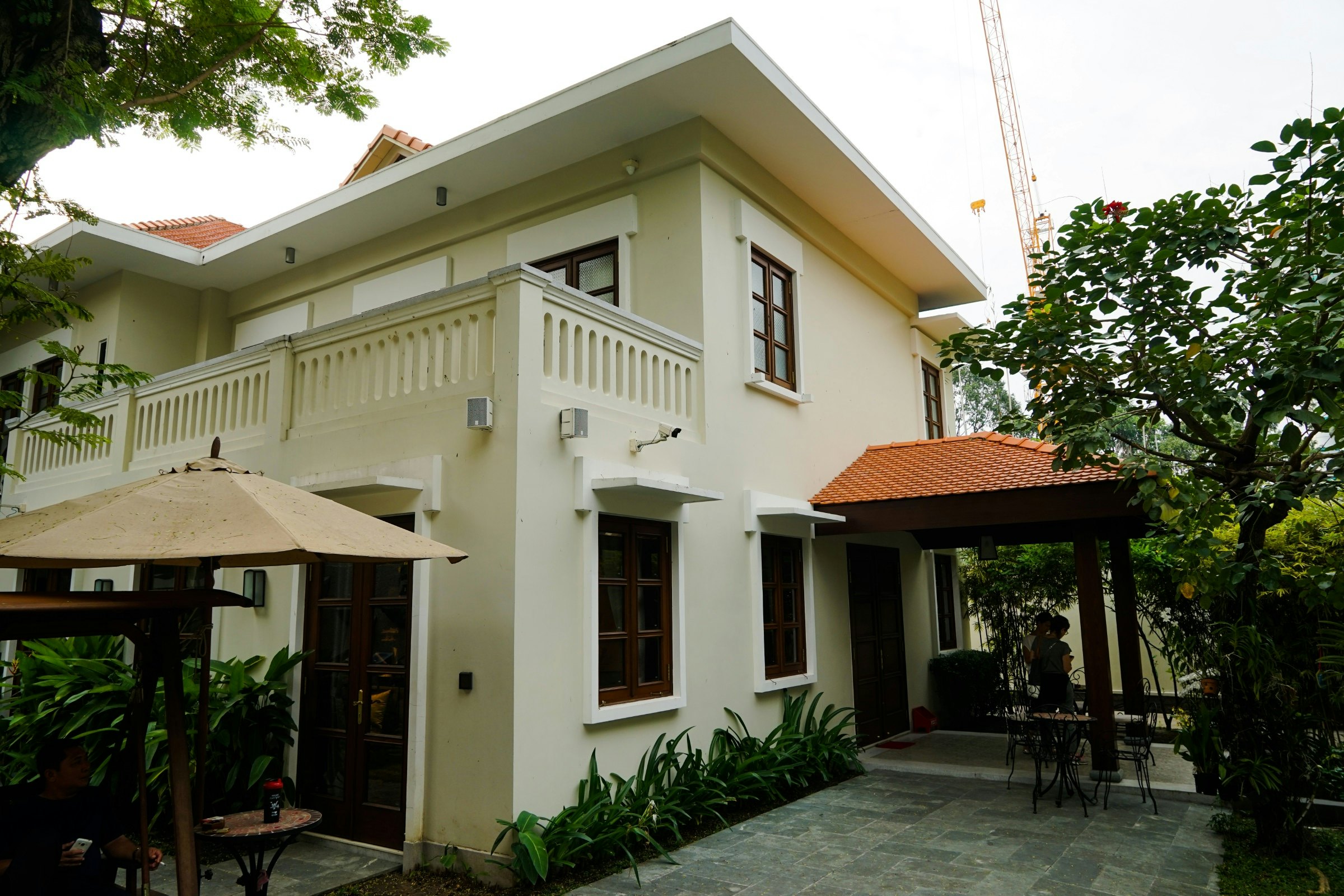 Formerly the home of US Ambassador Henry Cabot Lodge from 1963 to 1967