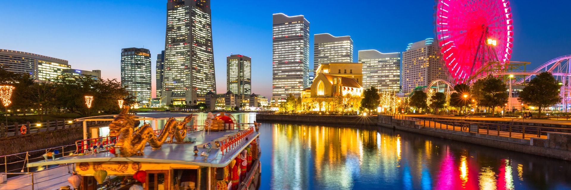 Cityscape of Yokohama city at dusk, Japan; Shutterstock ID 532686832; Your name (First / Last): Laura Crawford; GL account no.: 65050; Netsuite department name: Online Editorial; Full Product or Project name including edition: BiA: Takayama, south of Tokyo POI images for online