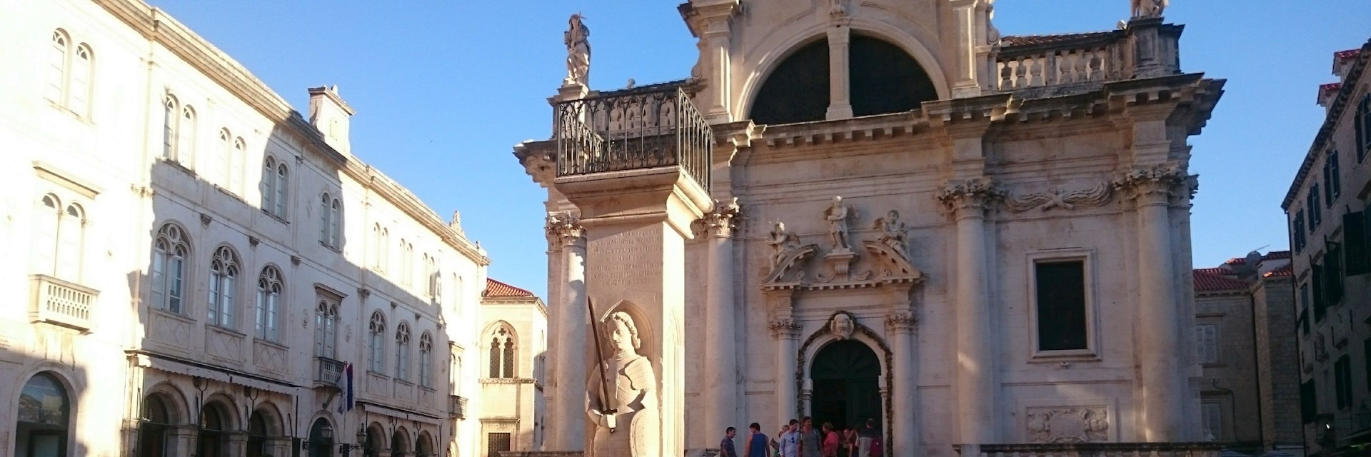 Orlando Column sits in the centre of Luža square