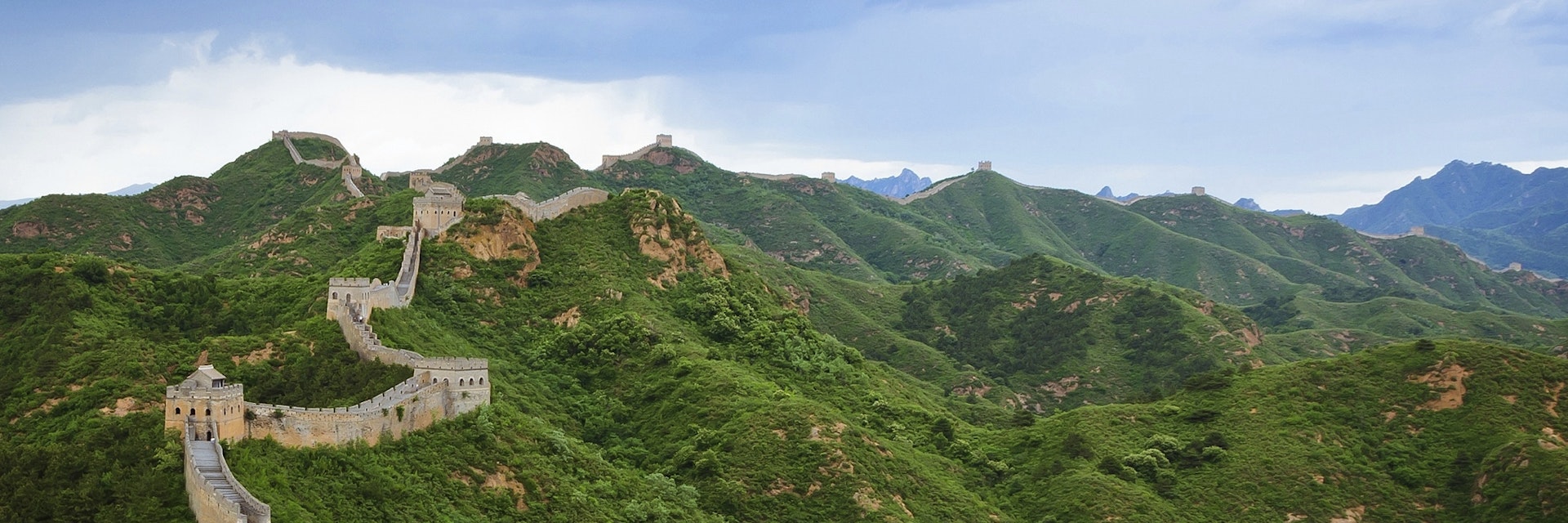 tourist great wall of china