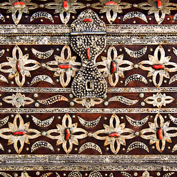Detail from the traditional arabic jewellery box.; Shutterstock ID 151427267; Your name (First / Last): Josh Vogel; Project no. or GL code: 56530; Network activity no. or Cost Centre: Online-Design; Product or Project: LP.com Destination Galleries