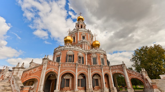 Church of the Intercession at Fili (circa 1694) in Moscow, Russia. Naryshkin baroque church commissioned by the boyar Lev Naryshkin in his suburban estate Fili; Shutterstock ID 215970202; Your name (First / Last): Josh Vogel; Project no. or GL code: 56530; Network activity no. or Cost Centre: Online-Design; Product or Project: 65050/7529/Josh Vogel/LP.com Destination Galleries