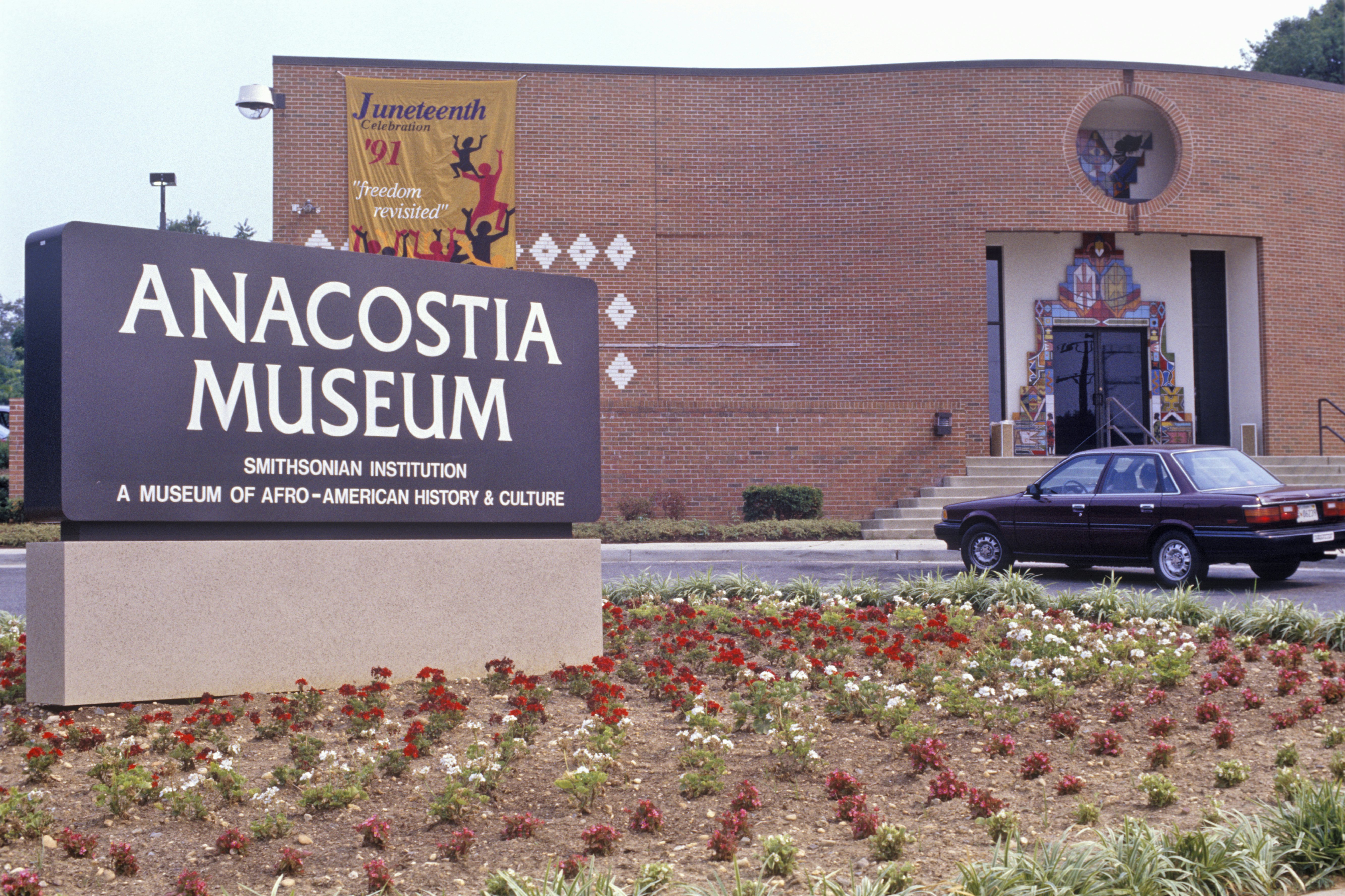 Anacostia Museum, museum of Afro-American history and culture, Smithsonian Institution, Washington, DC; Shutterstock ID 257274409; Your name (First / Last): Josh Vogel; Project no. or GL code: 56530; Network activity no. or Cost Centre: Online-Design; Product or Project: 65050/7529/Josh Vogel/LP.com Destination Galleries