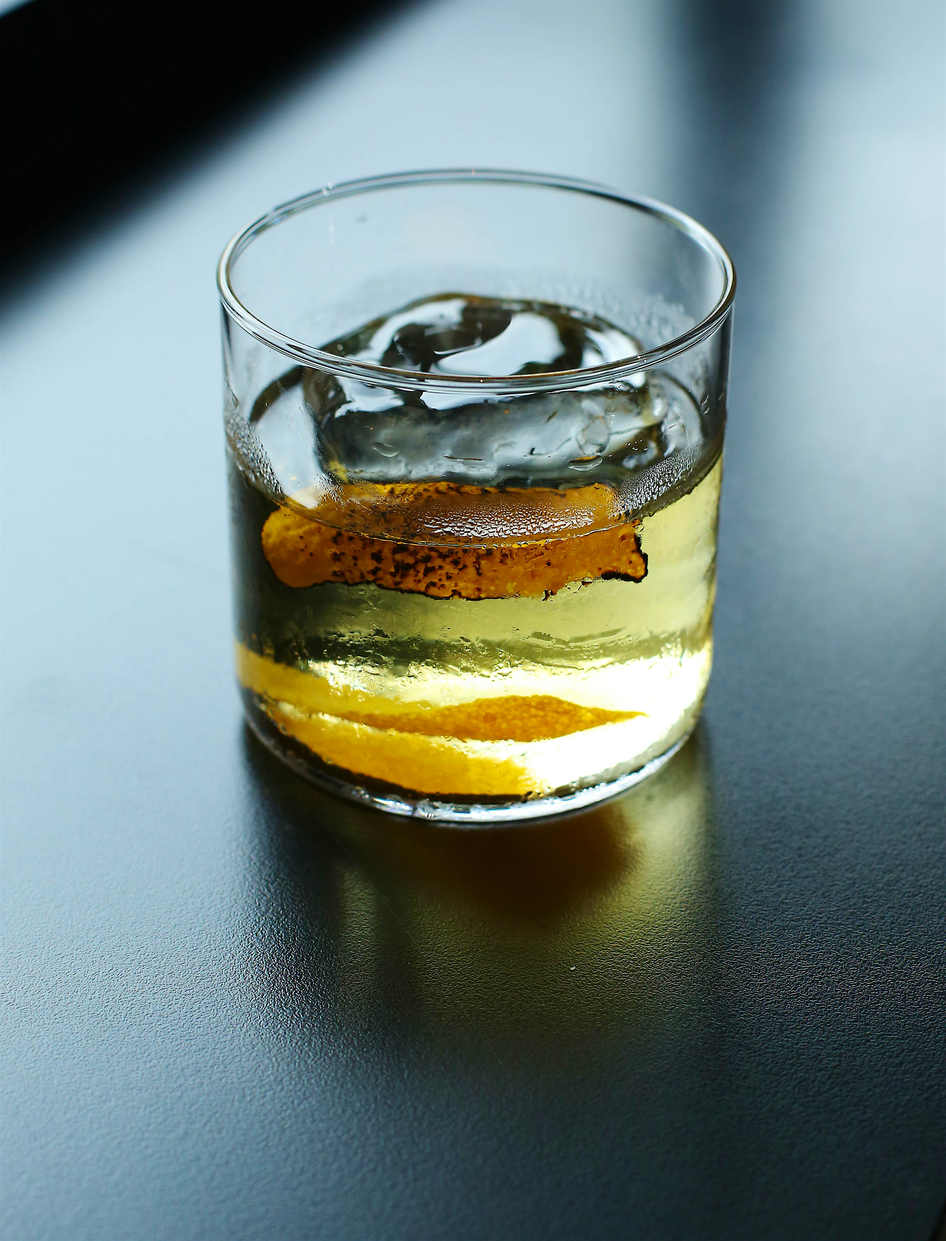 How to make a American (New York style) Mezcal Old Fashioned
