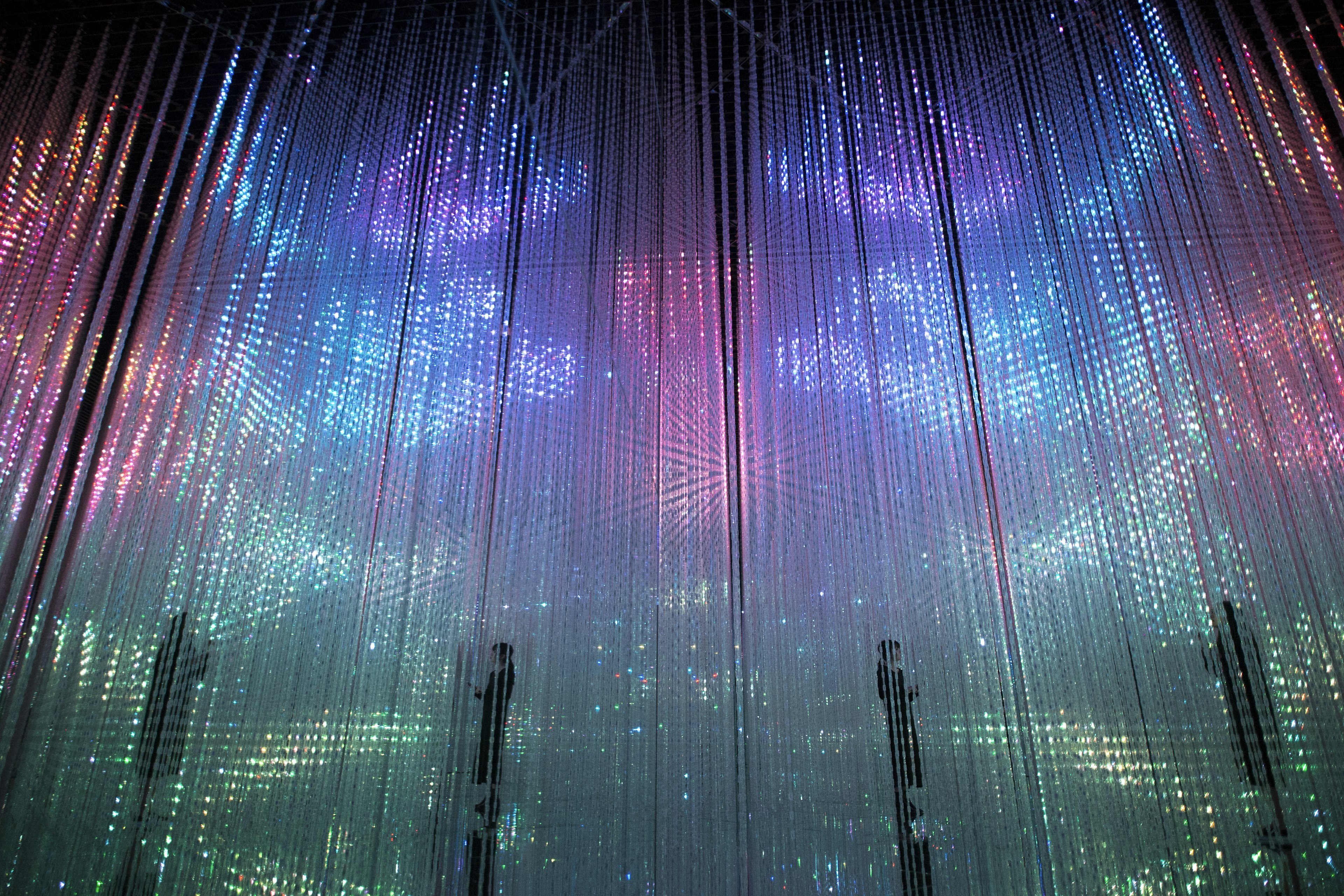 Crystal world LED light display