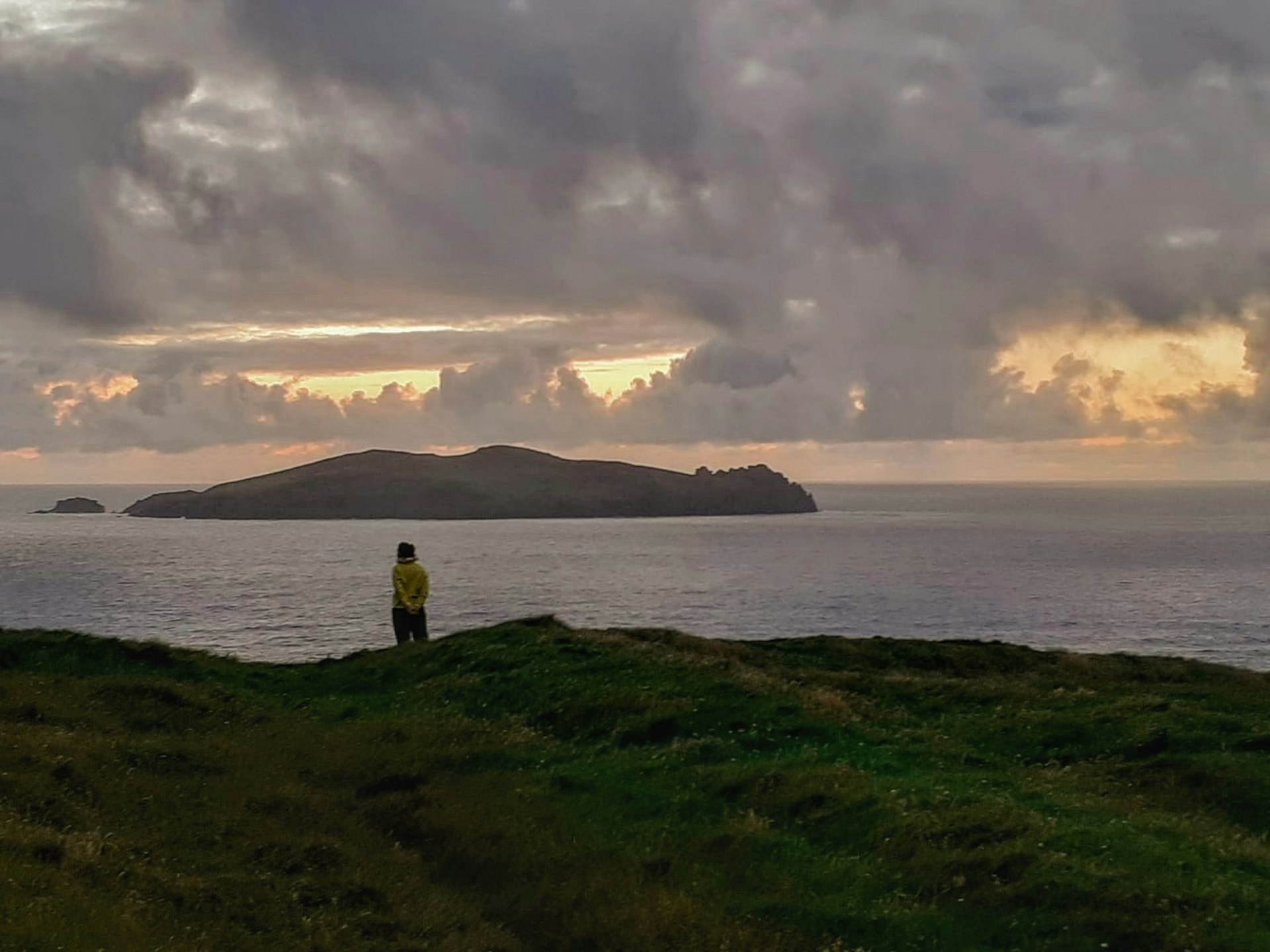 Purple skies at sunset over The Great Blasket