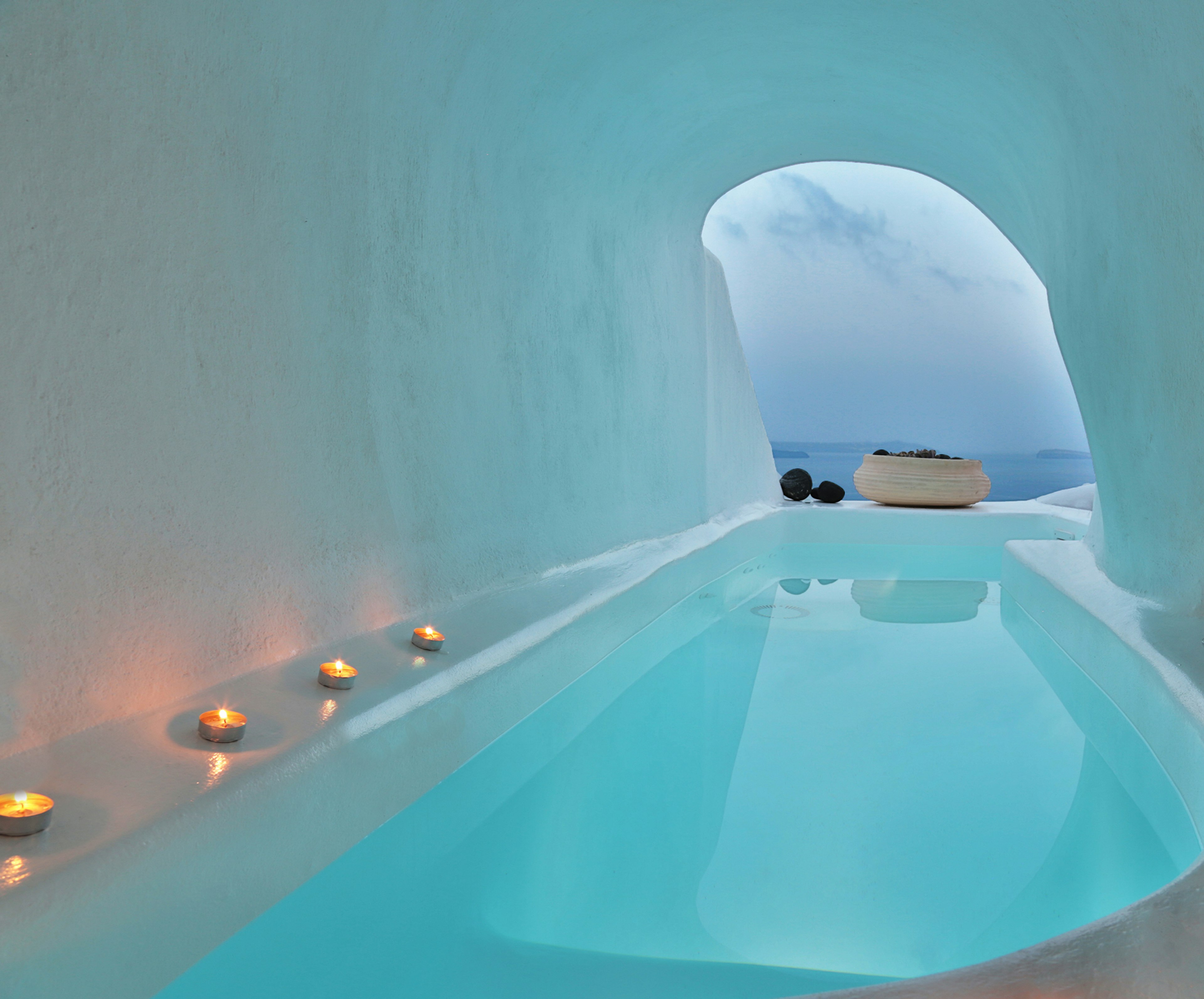 A picture of the hot tub inside the Lava Cave Suite in Santorini