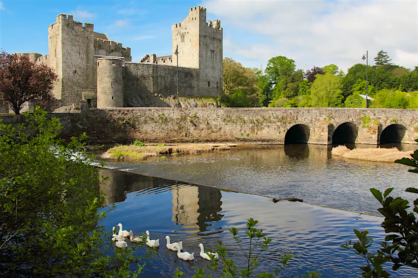 shutterstockRF_142021012.jpg The exterior of Cahir Castle in Tipperary, Ireland