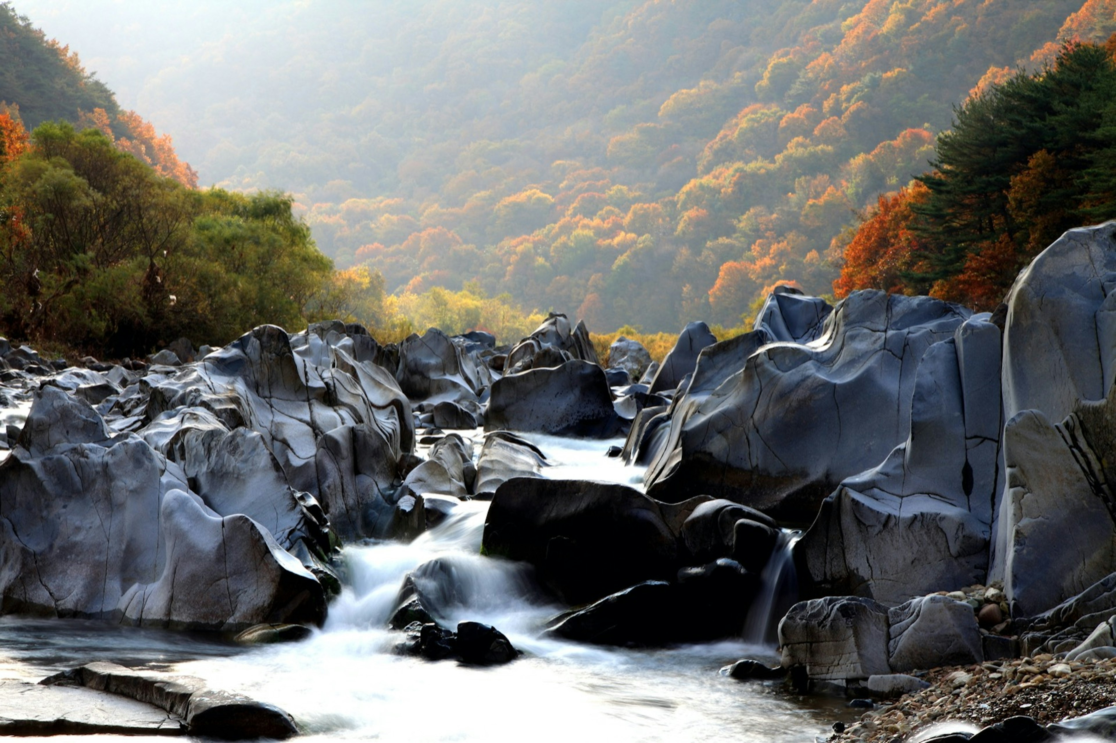 Gyeongsangbuk-do-Baekseoktan-Pothole.jpg