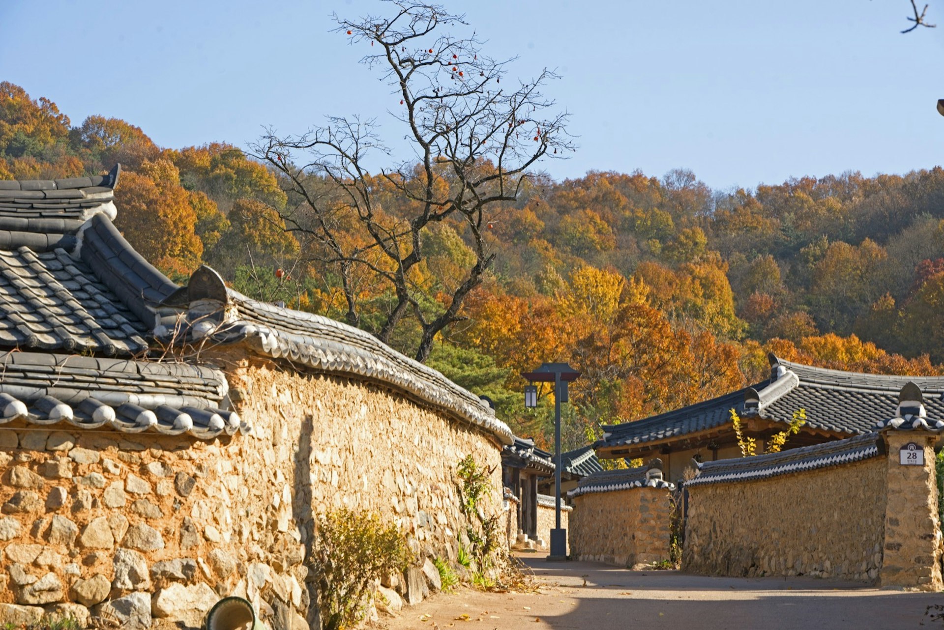 Gyeongsangbuk-do-Hangae_Folk_Village_1.jpg