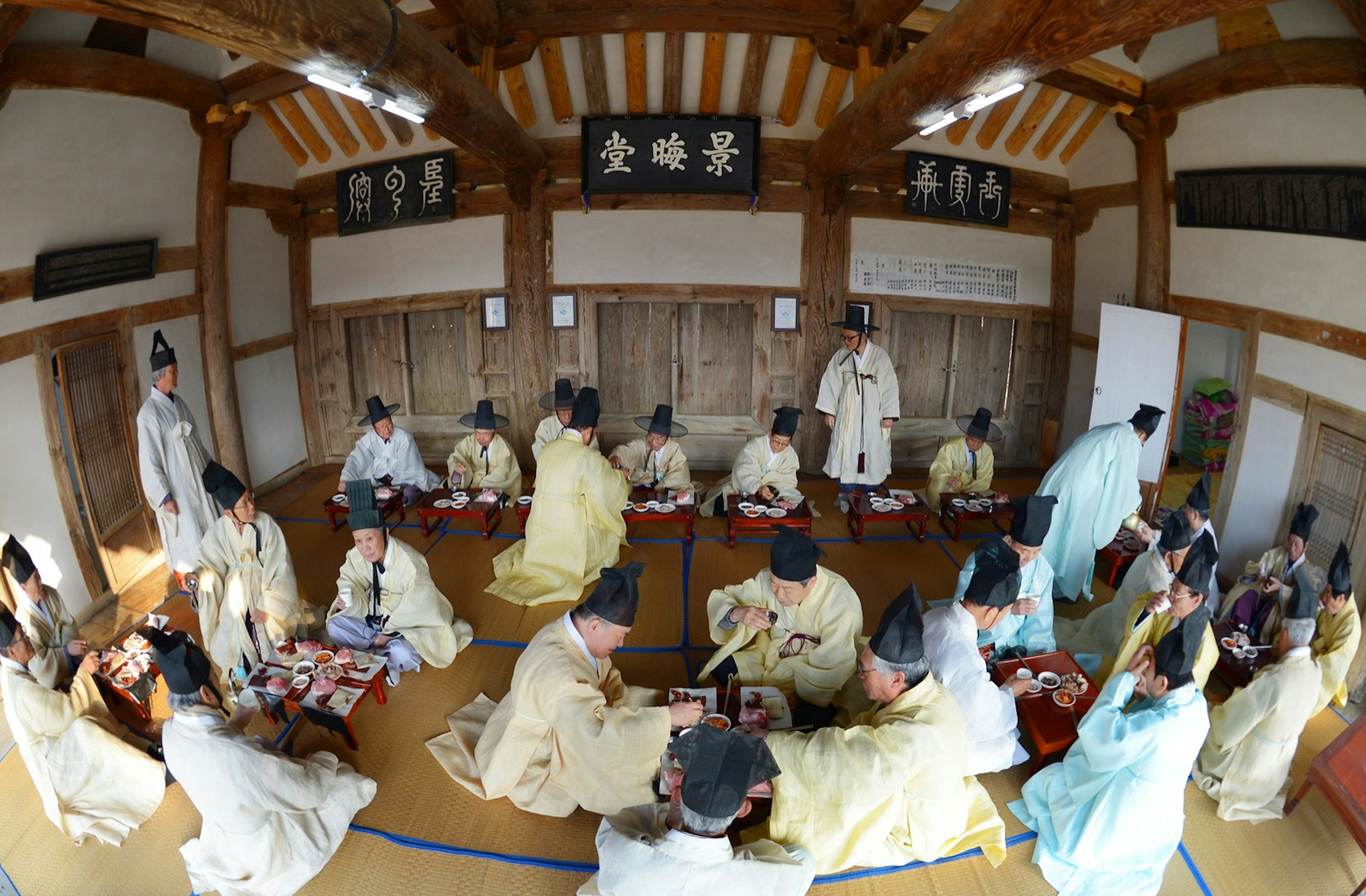 Gyeongsangbuk-do-Teatime.jpg