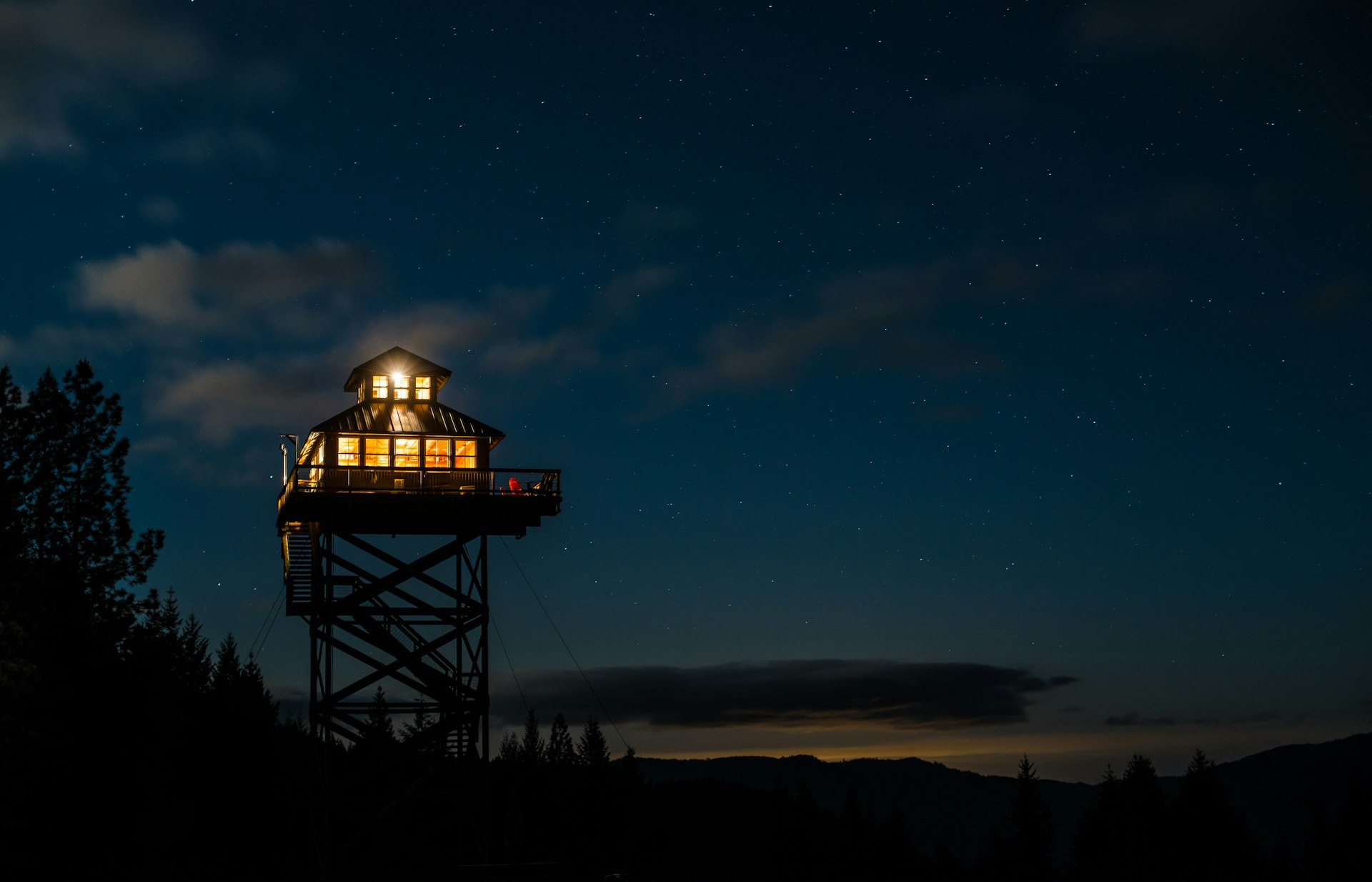 Nighttime view of the Summit Prairie fire lookout tower in Tiller, Oregon