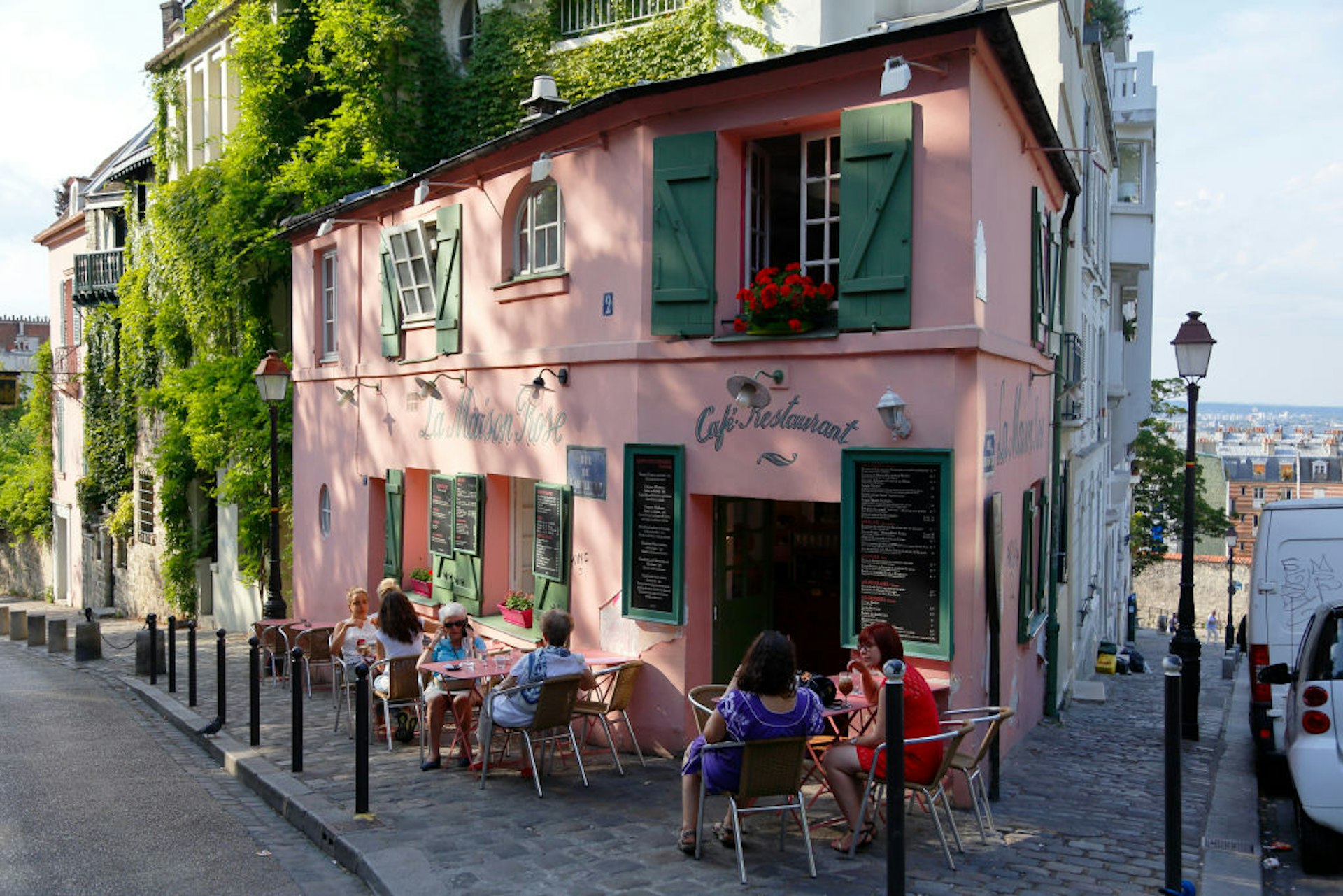 La Maison, Rose French Cafe, Rue de lAbreuvoir, Paris France