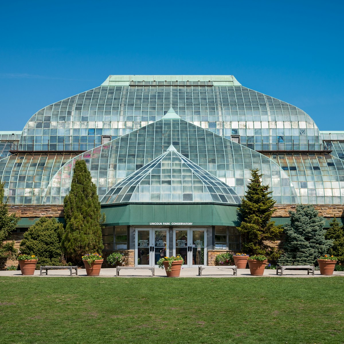 Lincoln Park Conservatory in Chicago, Illinois