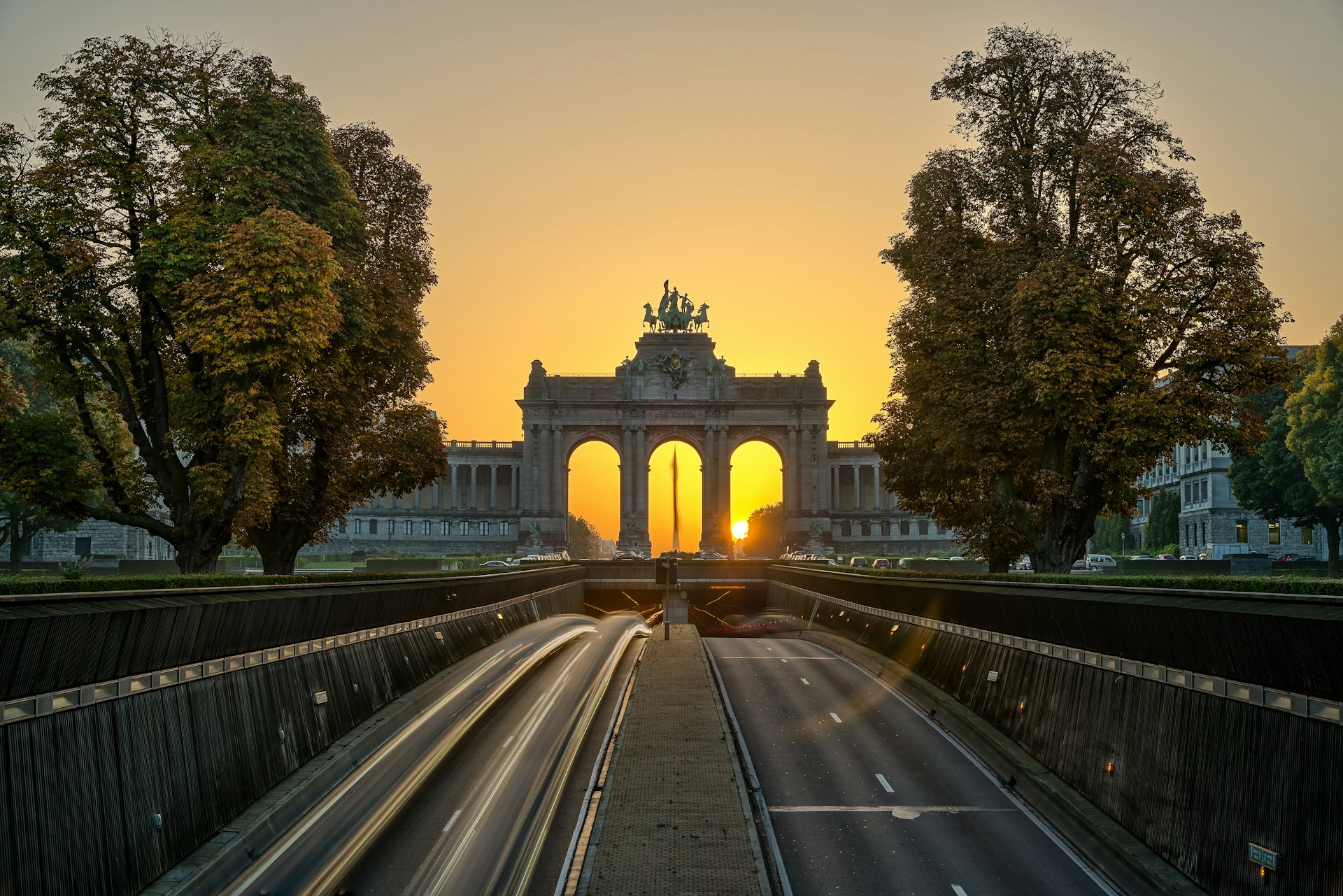 500px Photo ID: 16939965 - Sunrise @ Cinquantenaire Park with incoming traffic to Brussels