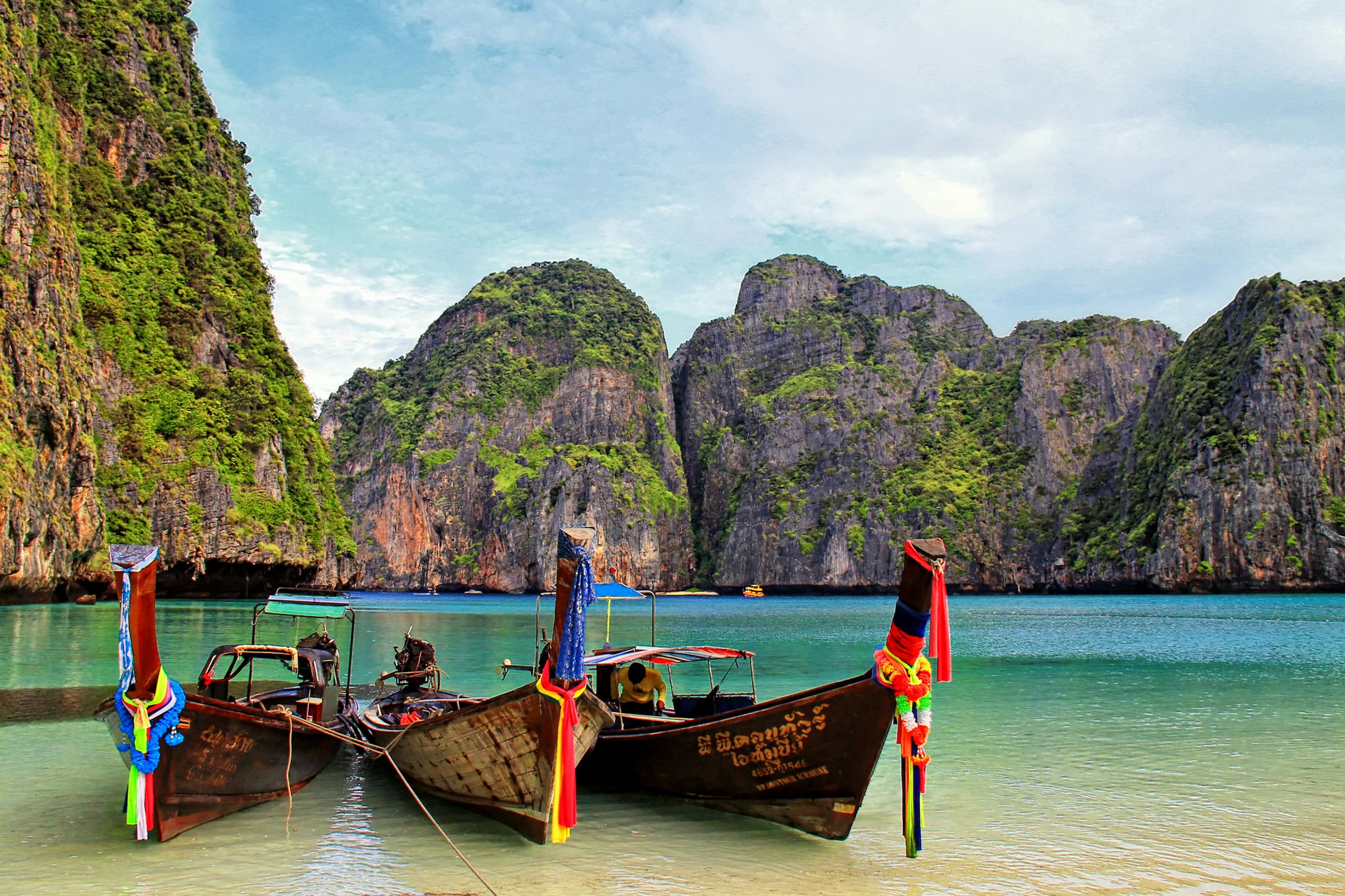 Thailand's Maya Bay, location for The Beach, to close to tourists