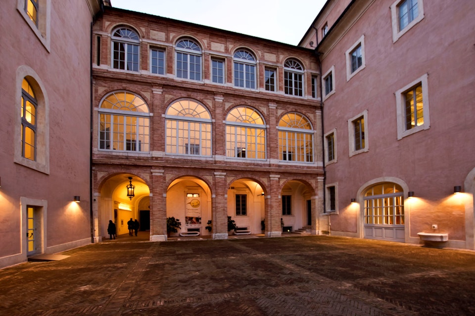 Courtyard Buonaccorsi Palace Macerata Marche Italy Europe. (Photo by: MauroFlamini/REDA&CO/Universal Images Group via Getty Images)