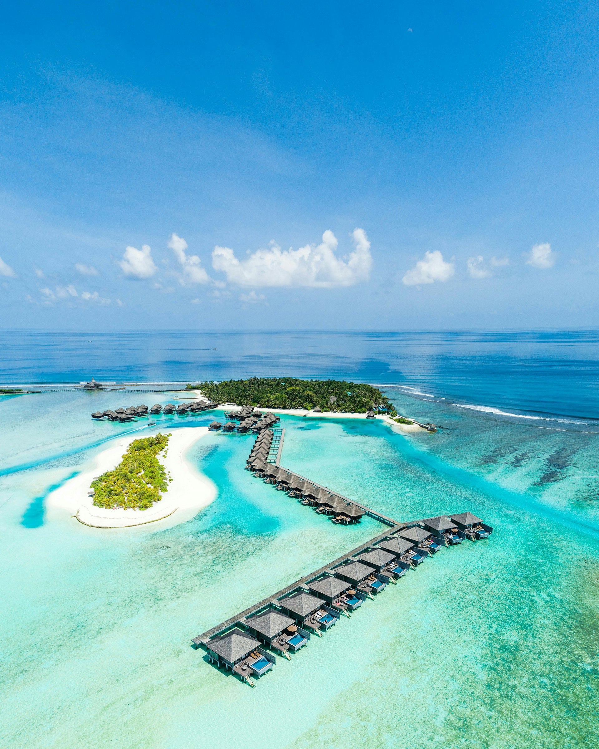 Overwater bungalows at Anantara