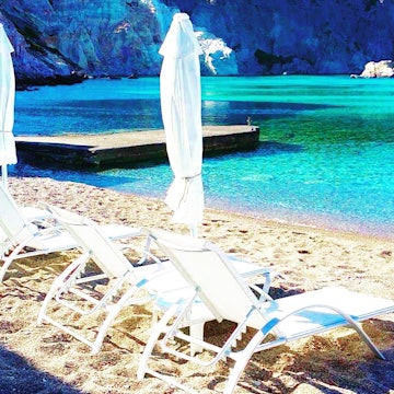 Beach Bungalow Milos 2.jpg