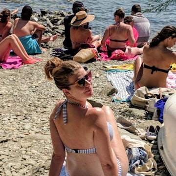 Caroline at Perpignan lake.png