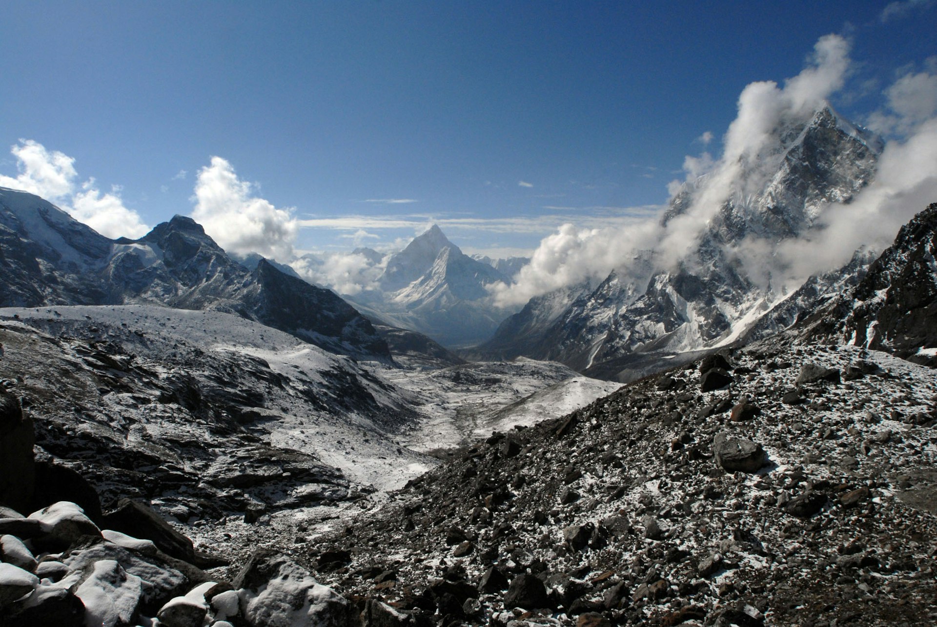 Cho La pass in Nepal