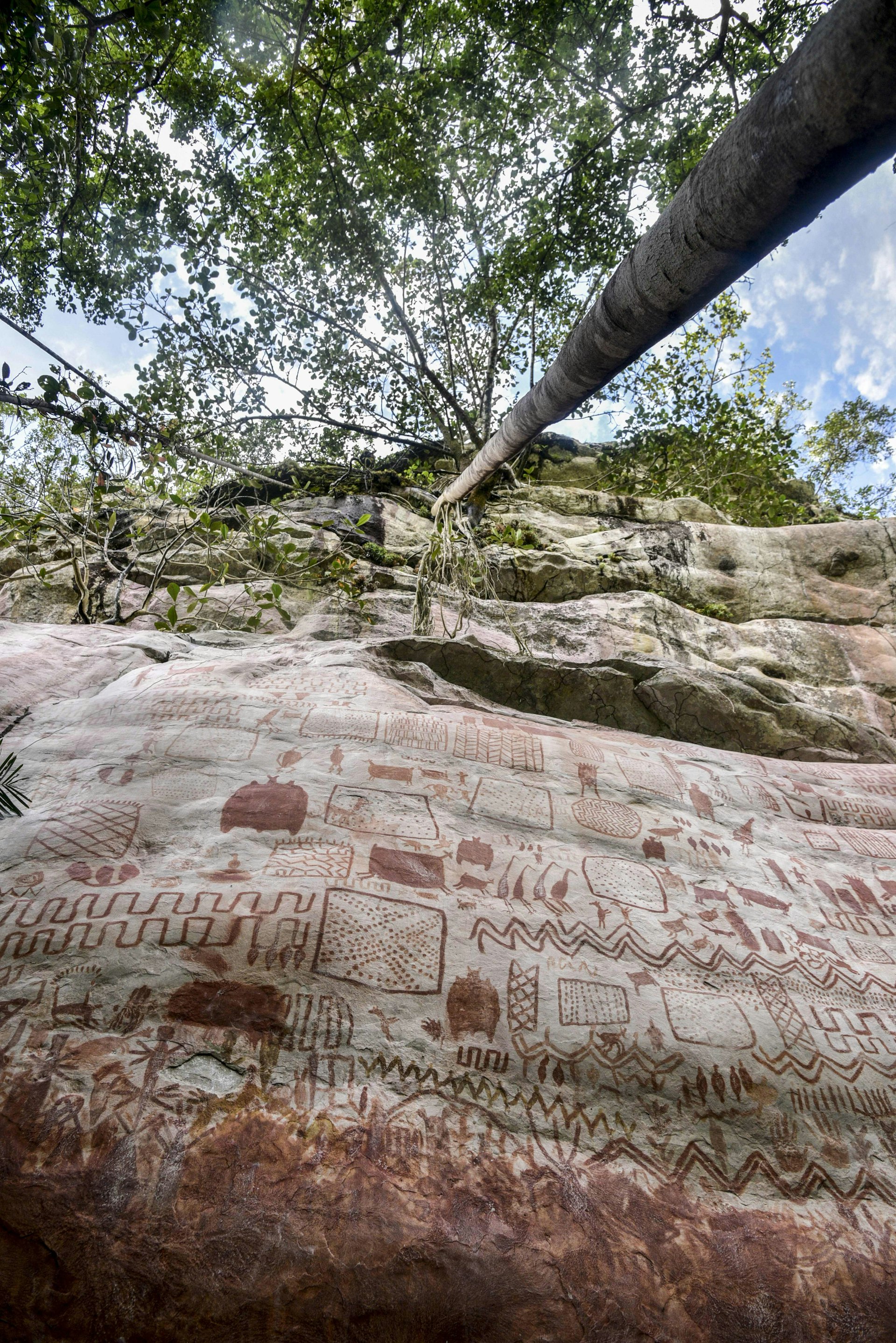 View of rock art at the Cerro Azul hill in the Serrania La Lindosa